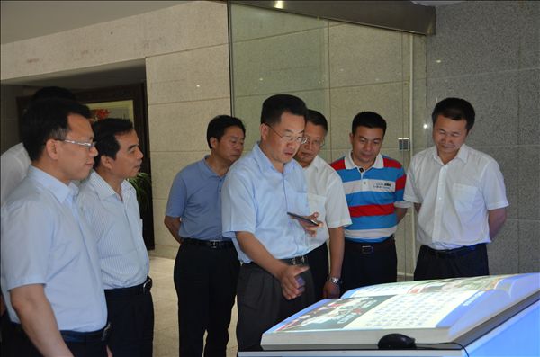 泸州市长刘强一行调研山河智能