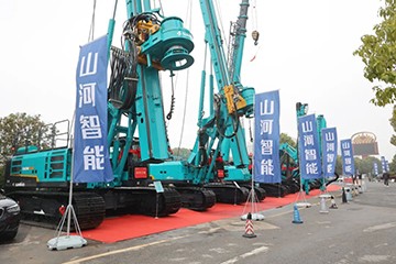 现场签约4亿！山河智能武汉再传捷报