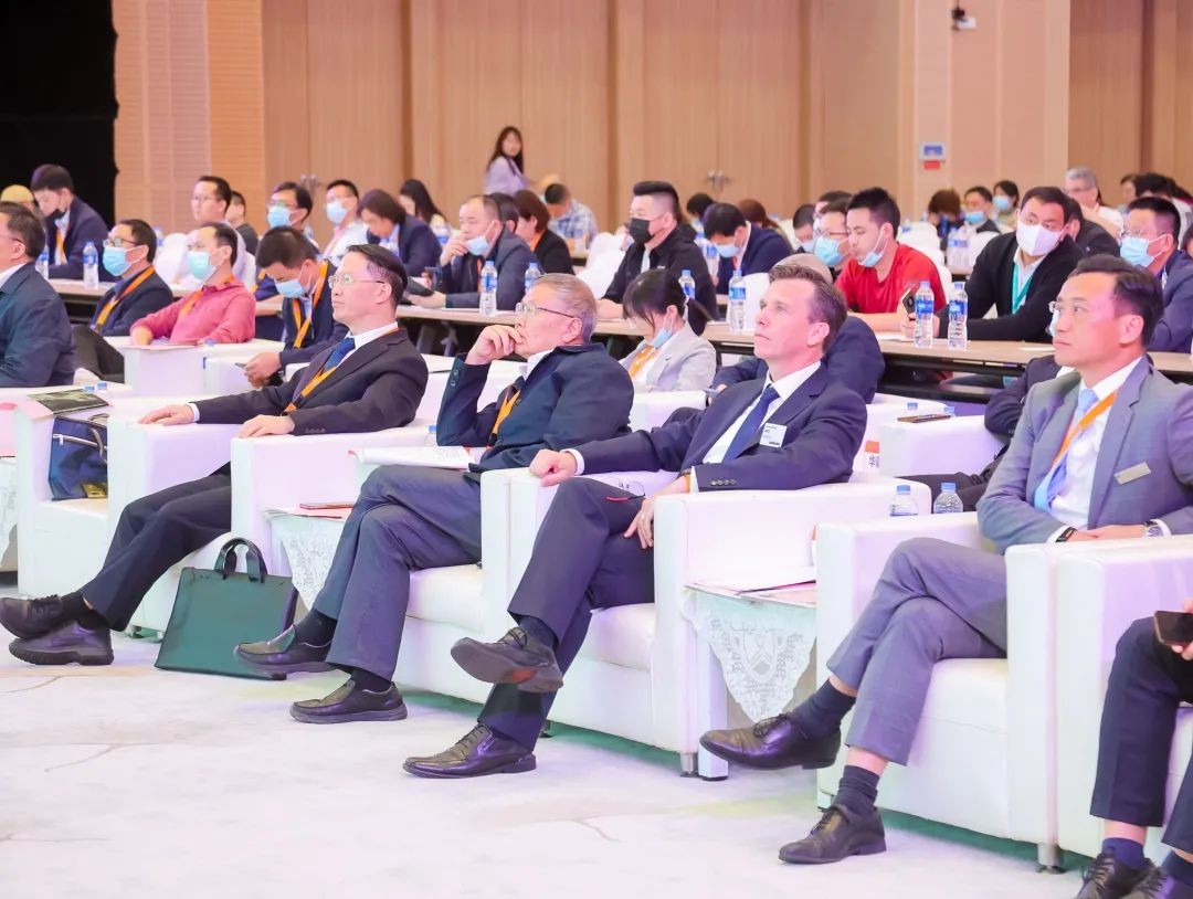 何清华出席长沙国际工程机械产业链发展峰会,走“双循环”道路关键在于“要做好自己的事情”