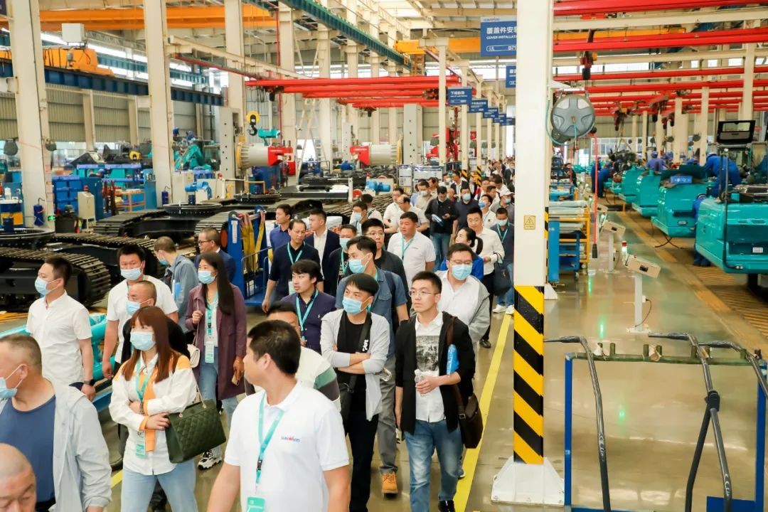 “爆品”出击!山河智能客户交流会签约超8亿元