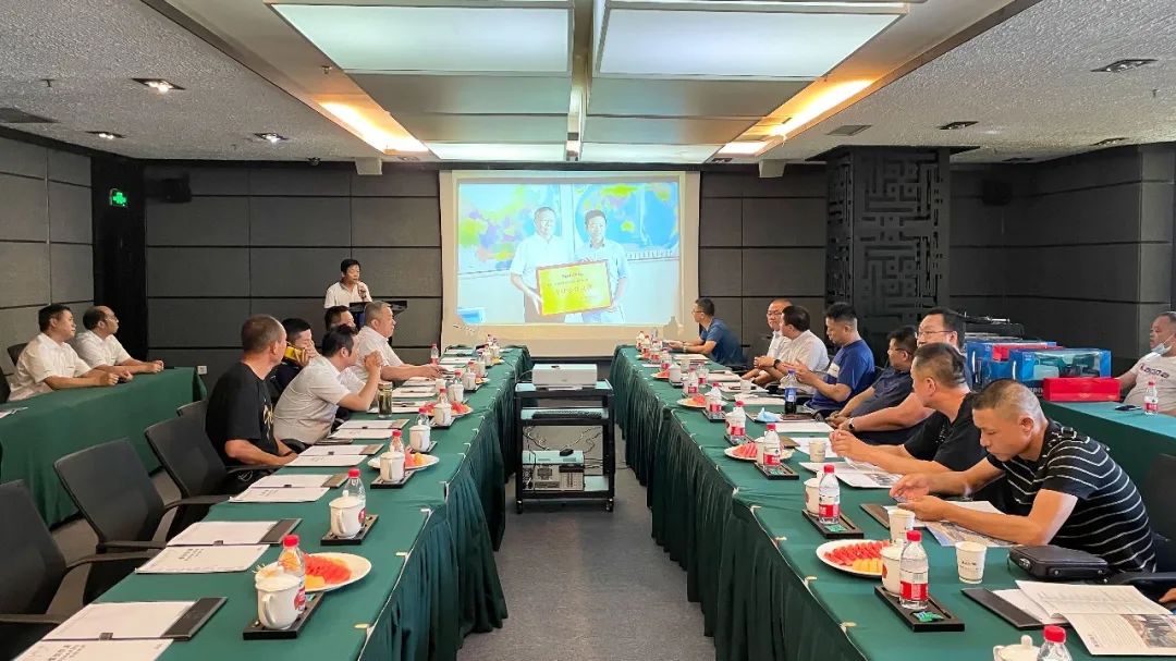 打造智慧矿山！山河智能举办新疆站矿山客户研讨会