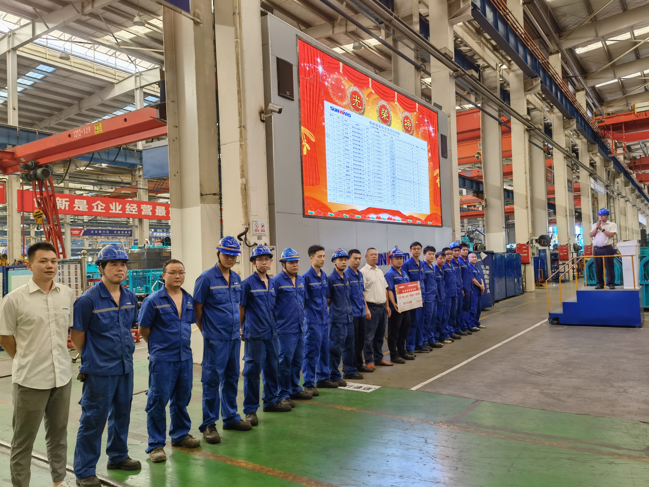 图集 |超12万元“带岗津贴”发放!为这些导师点赞