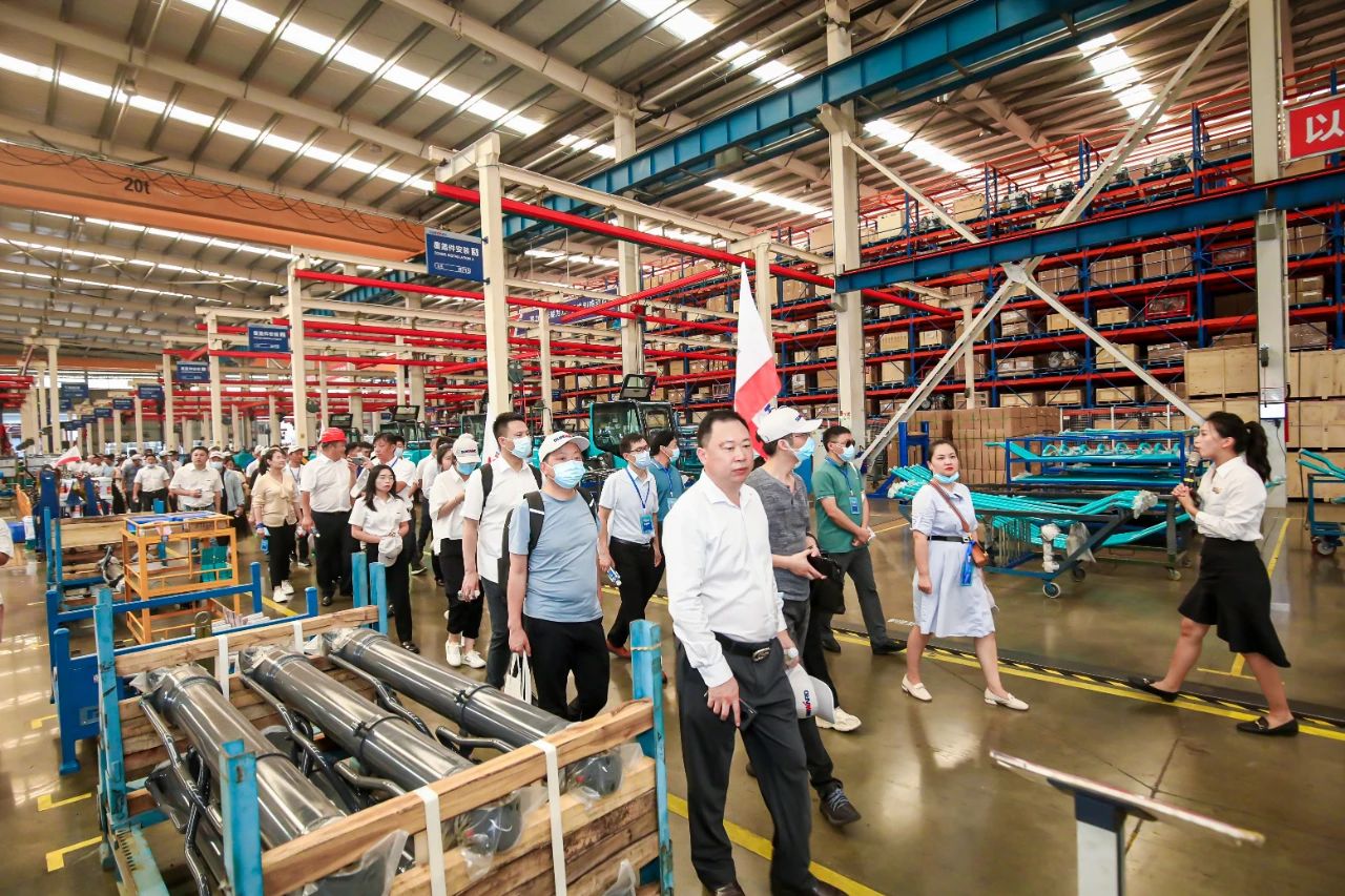 逛展超热闹！山河智能成果展示会高能名场面来袭