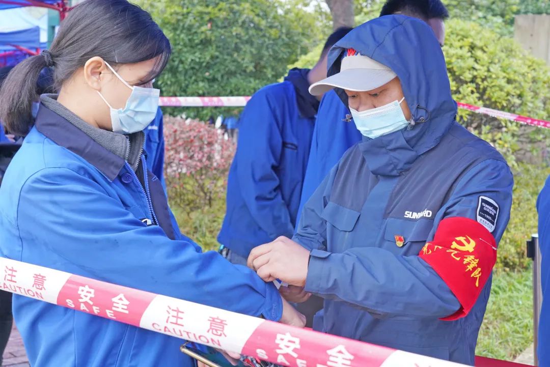 采样完成率近100%!山河智能第一时间开展全员核酸检测,保障安全生产