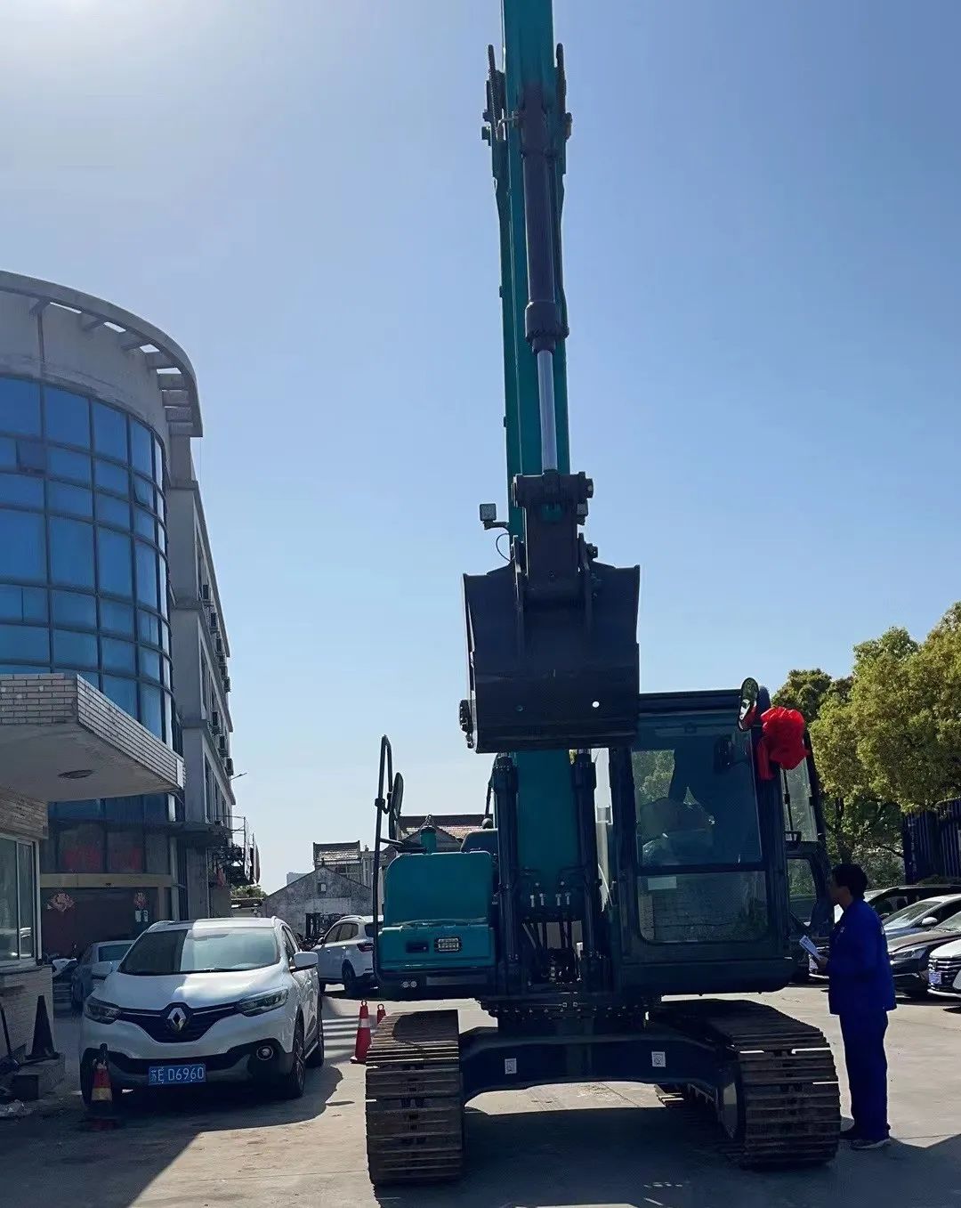 防疫、交机两手抓！山河智能挖掘机顺利交付获好评