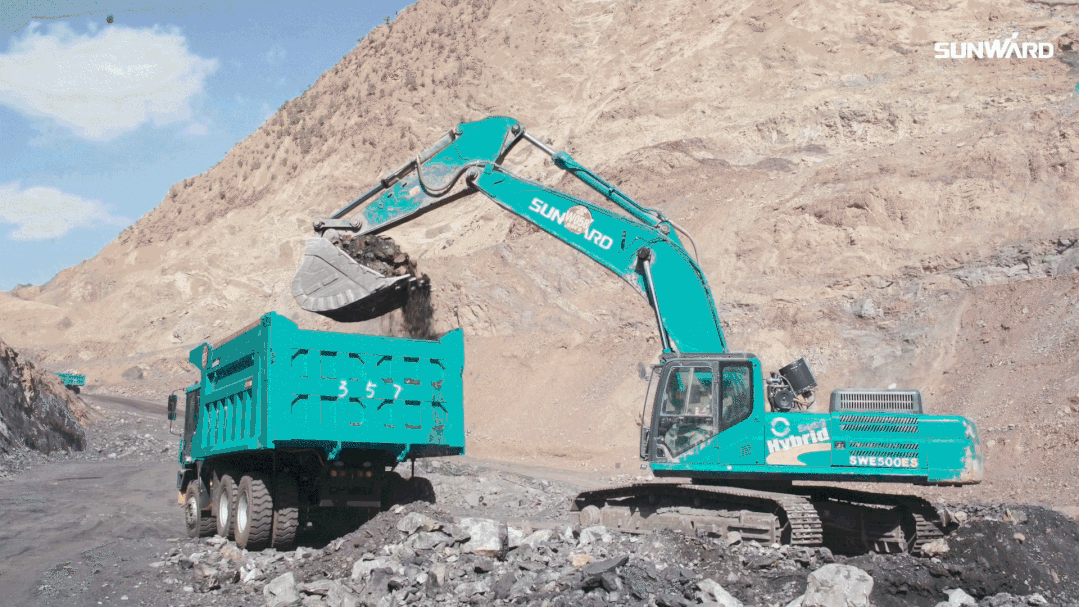 图集 | “山河绿”满矿山！山河智能矿山成套装备实力“亮剑”