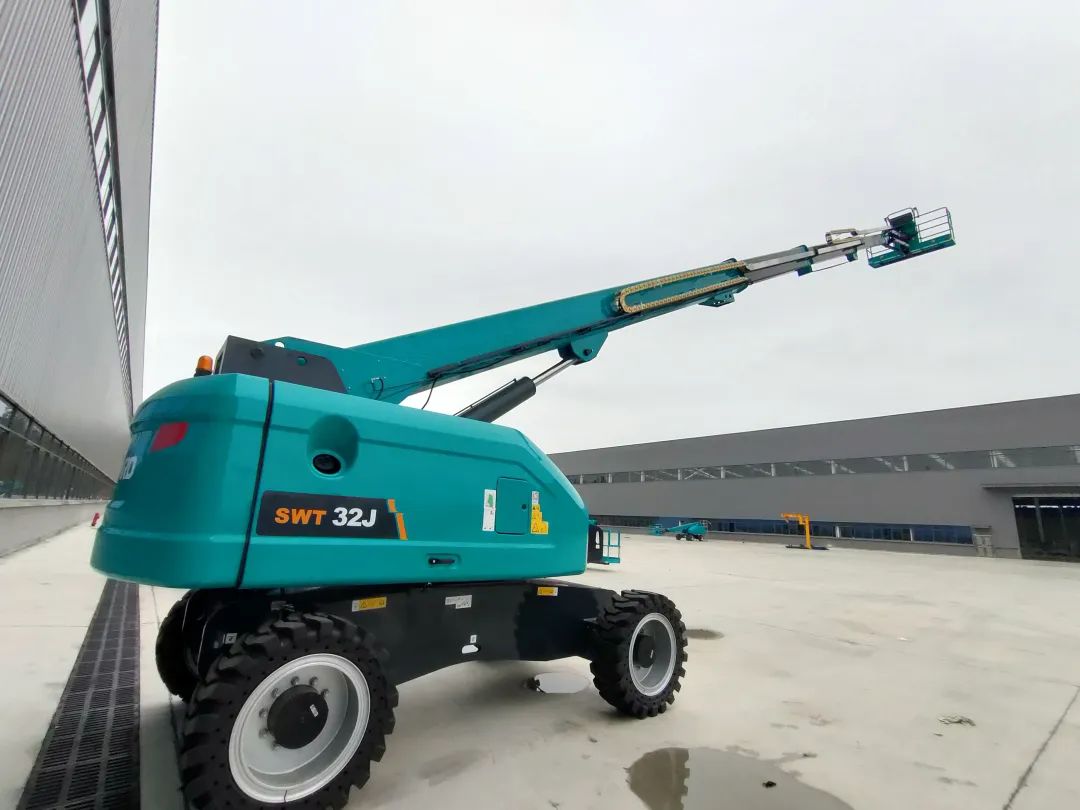 无需扩桥！山河智能国四款32米直臂式高空作业平台成功下线