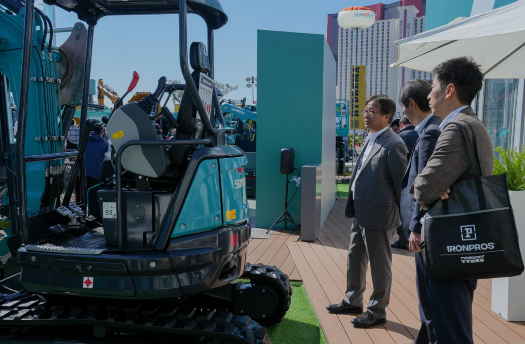 拉展直播 | 推动“中国制造”走向世界!山河智能2023美国拉展圆满收官