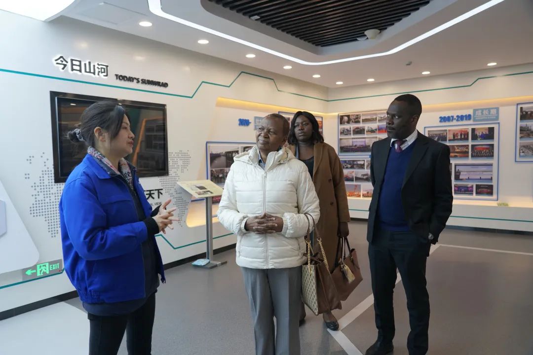 乌干达驻华大使到访山河智能