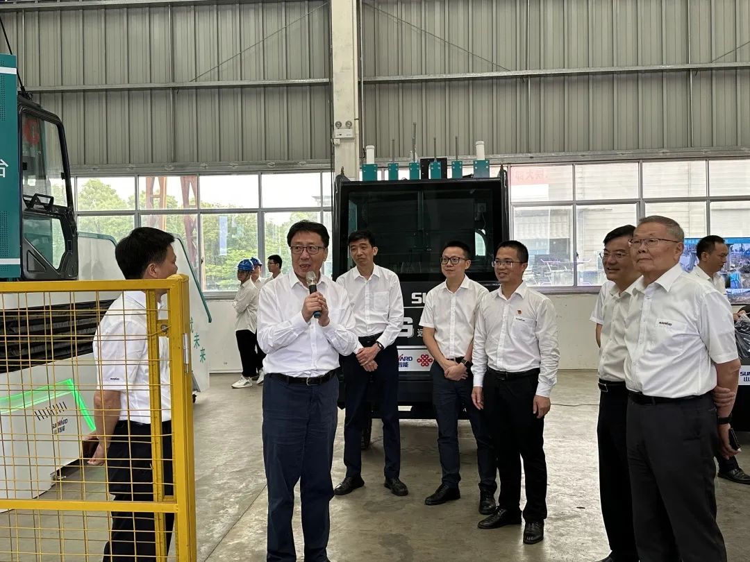 中国联通集团副总经理梁宝俊到访山河智能