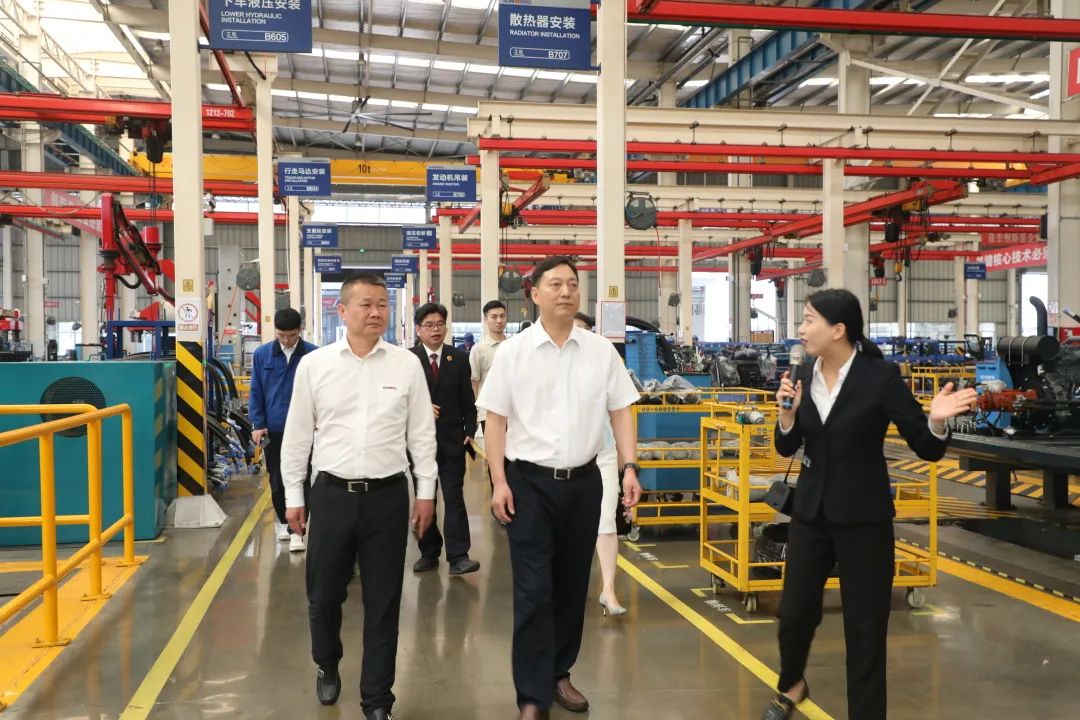 长沙市人民检察院党组书记、检察长余湘文调研山河智能