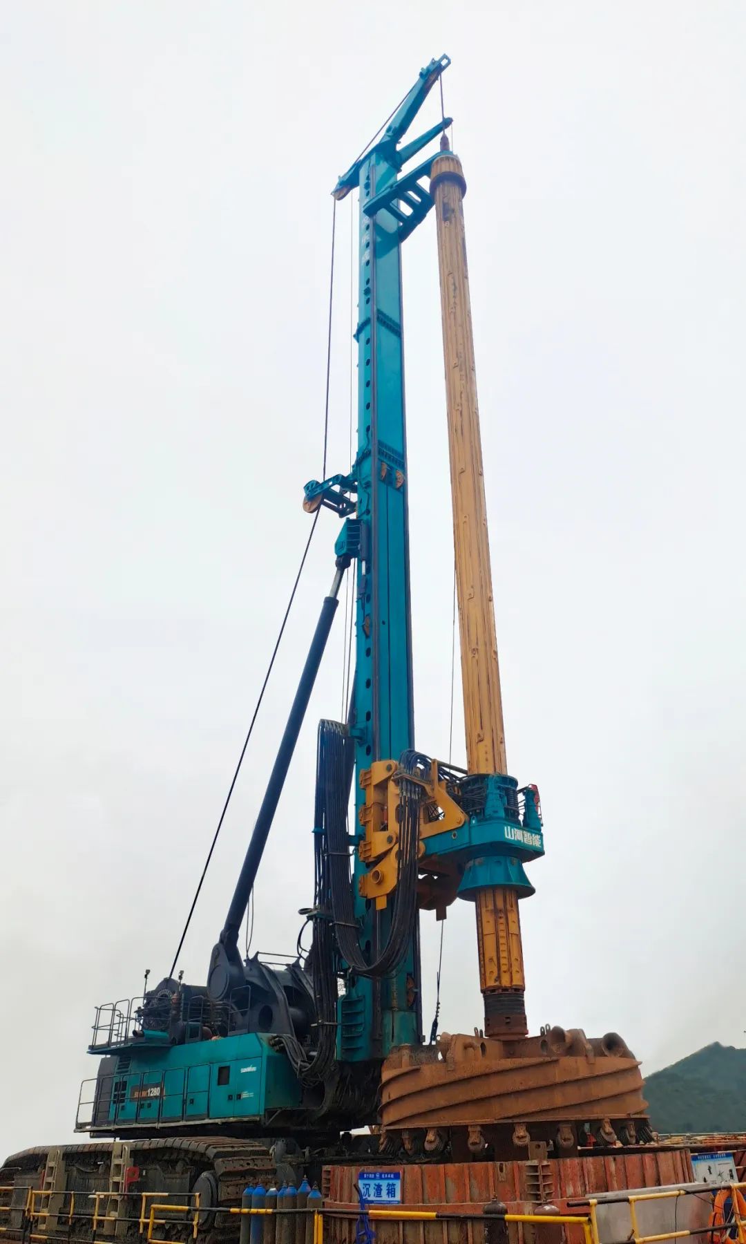 新战绩+1！山河智能超级旋挖钻机创6.3米直径钻孔新纪录