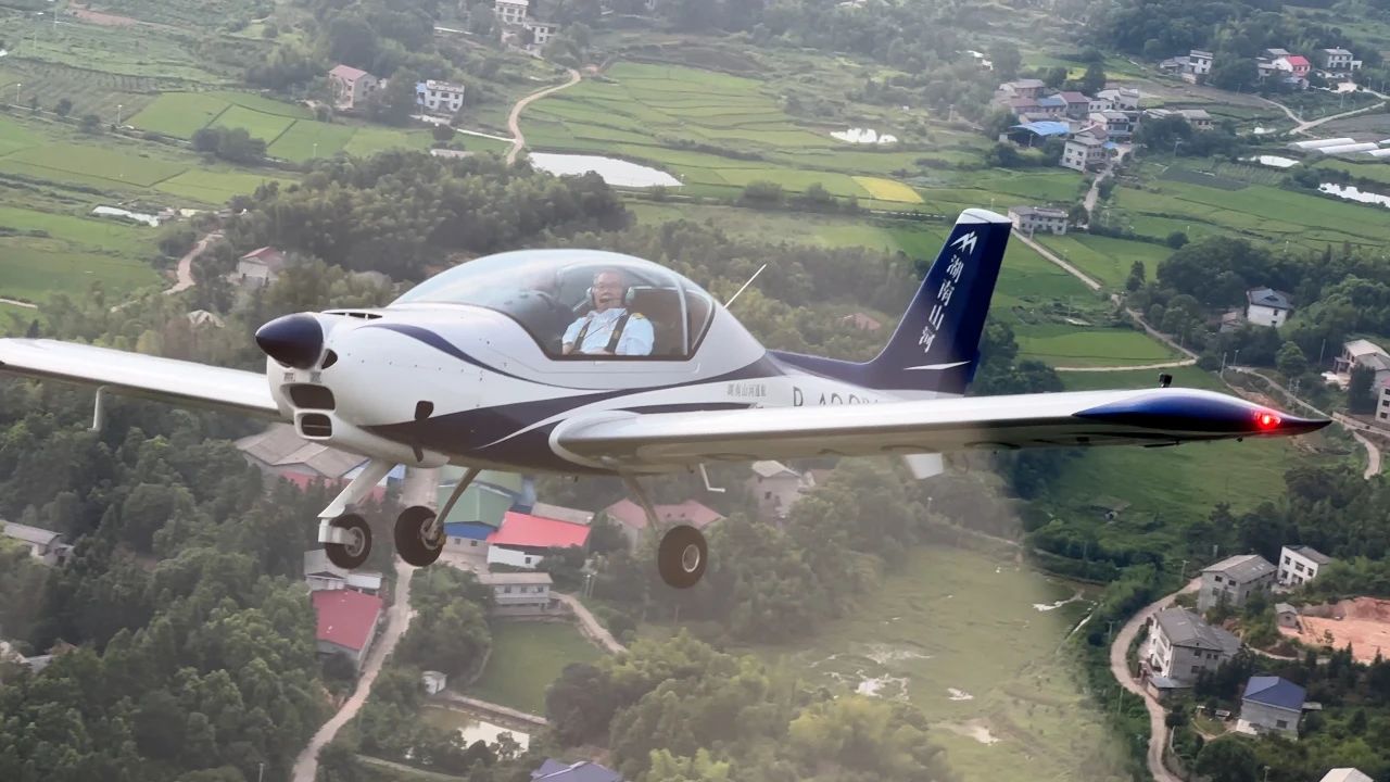 二十载磨砺,“阿若拉”飞机累计飞行时间突破11万小时!