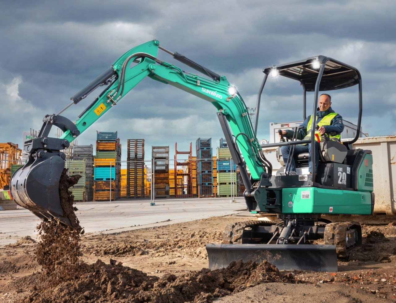 向新而行!山河智能电动挖掘机线上推介会成功举办