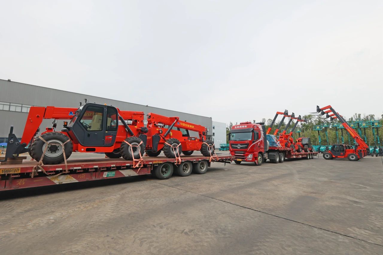 应运而生,“急”速响应!山河智能伸缩臂叉装车进军应急救援领域