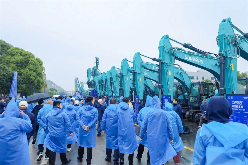 创新引领价值,理想成就未来!山河智能25周年庆典暨全球客户节隆重举办