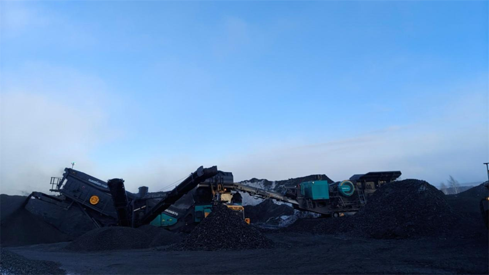 不惧-30℃极寒挑战,山河普石勒破碎筛分设备稳定运行!