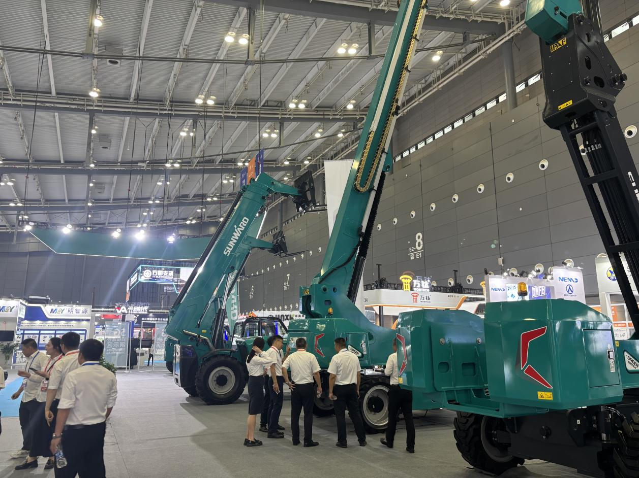 2025 CICEE | 山河智能SWT34JE-P电动直臂式高空作业平台重磅发布!