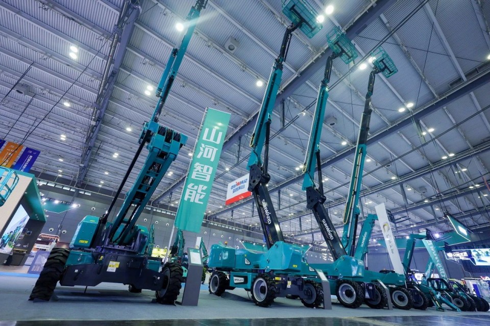 2025 CICEE | 山河智能实力闪耀2025长沙国际工程机械展