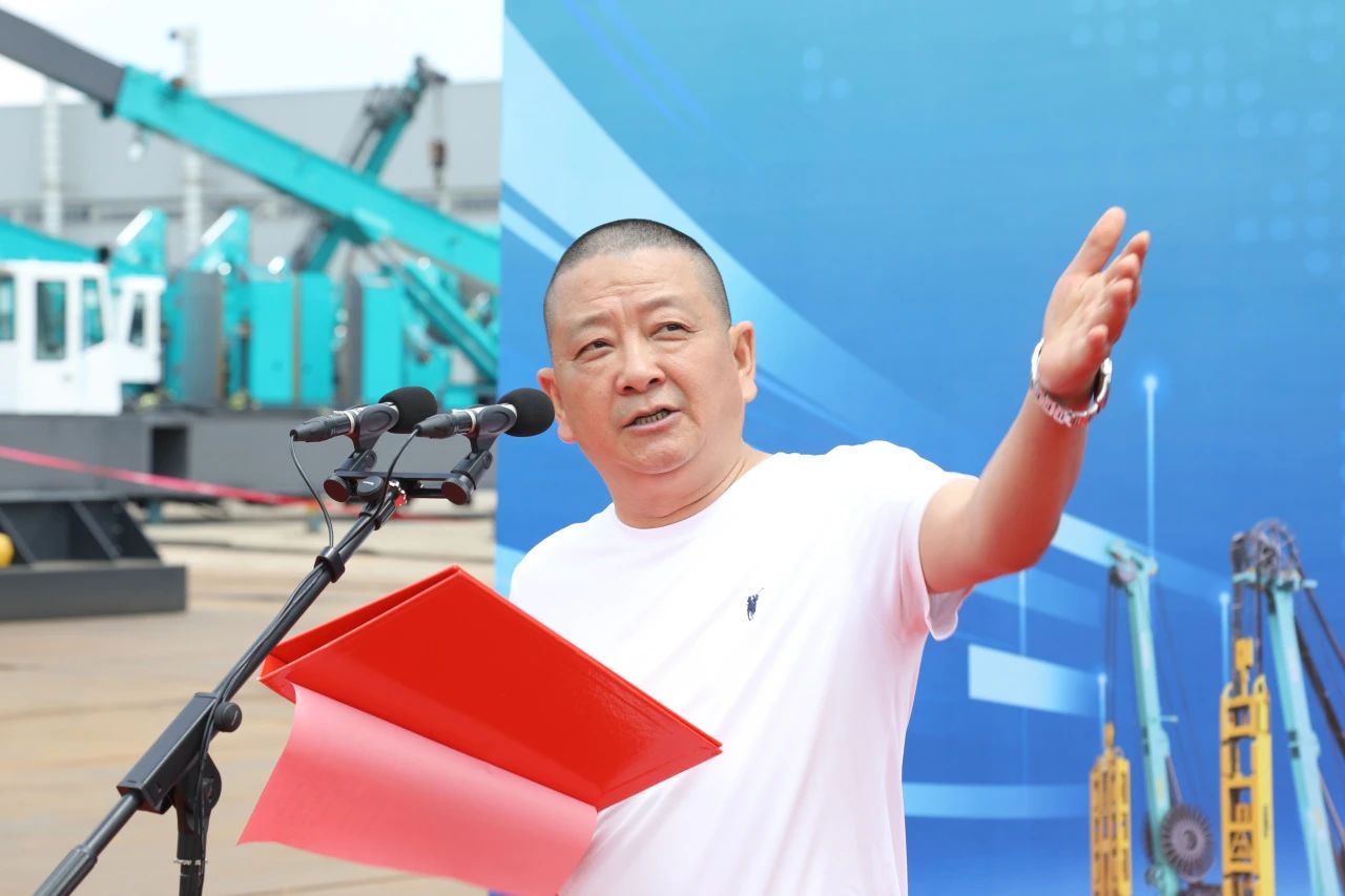 “破纪录王者”再出征!山河智能SWDM800旋挖钻机成功交机